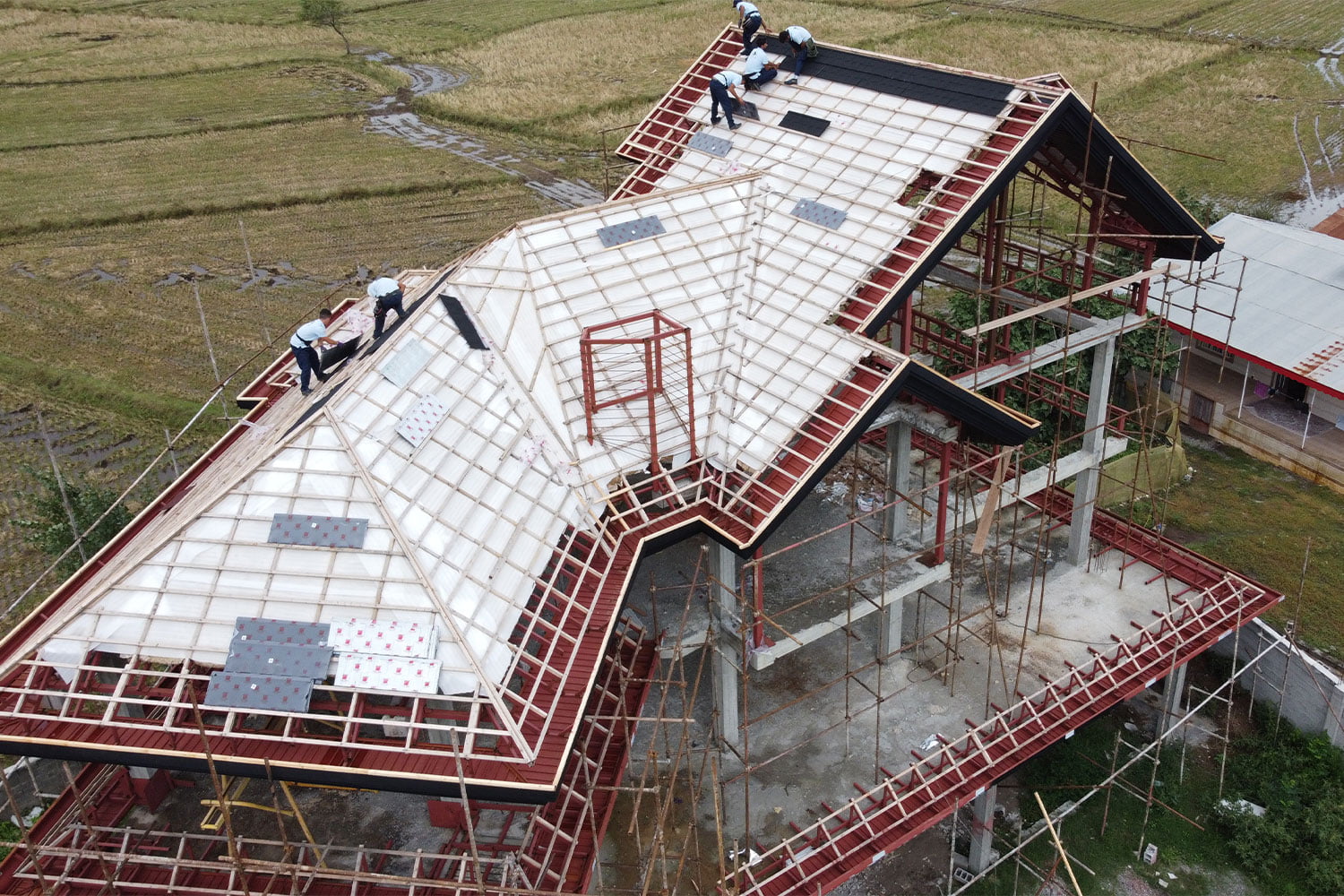 تایل-کوبی-سقف-شیبدار تایل کوبی سقف شیبدار