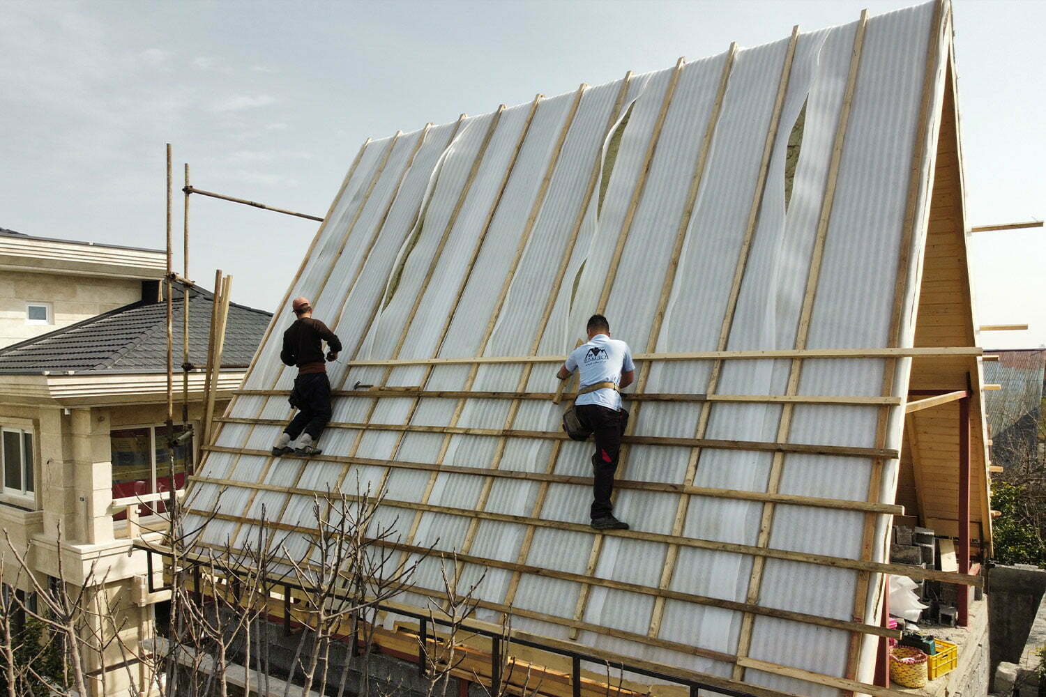 عایق کاری سقف شیببدار